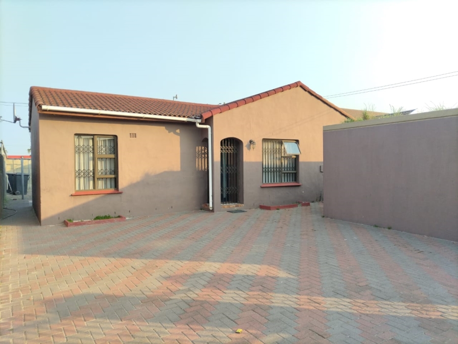 3 Bedroom Property for Sale in Khaya Western Cape